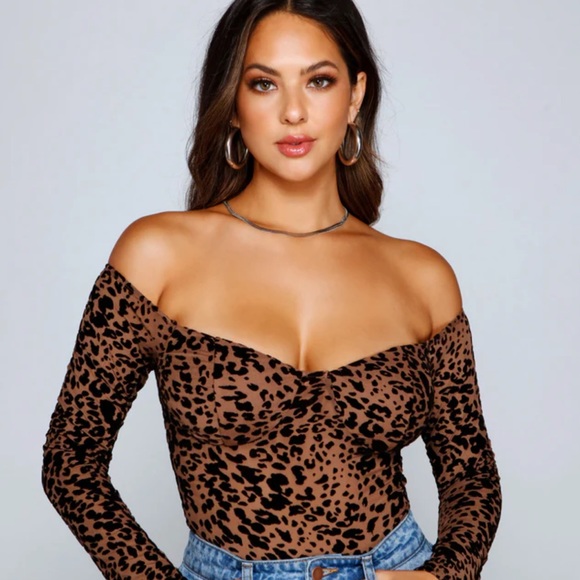 - Flocked Velvet Leopard Print Bodysuit - Picture 4 of 5